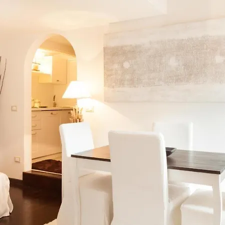 Apartamento Navona Lovely Penthouse *